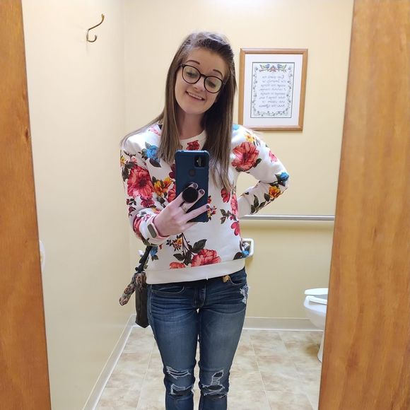 Meet your Posher, Samantha - Picture 1 of 1